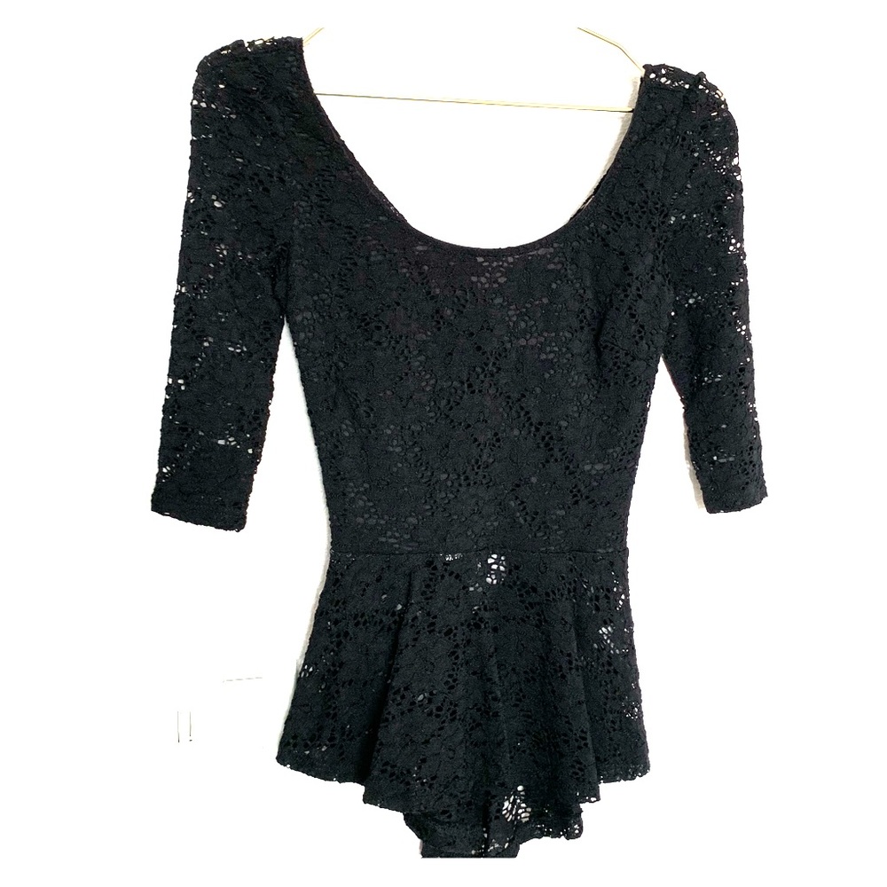 Women’s | Peplum Lace Blouse